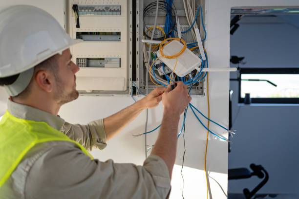 Best Circuit Breaker Repair  in Pine Lakes, FL